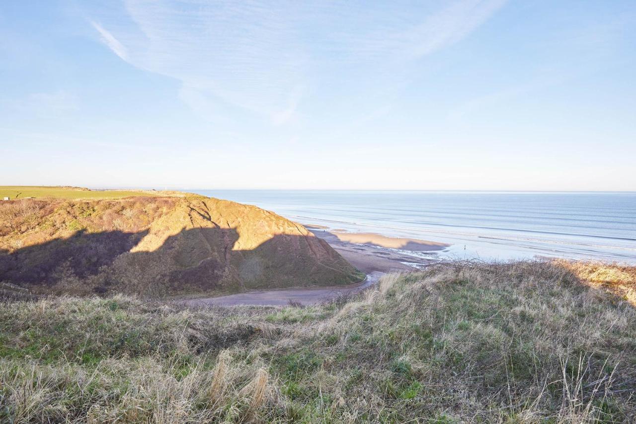 Host & Stay - 'Salty' Seaview Saltburn-by-the-Sea Ngoại thất bức ảnh